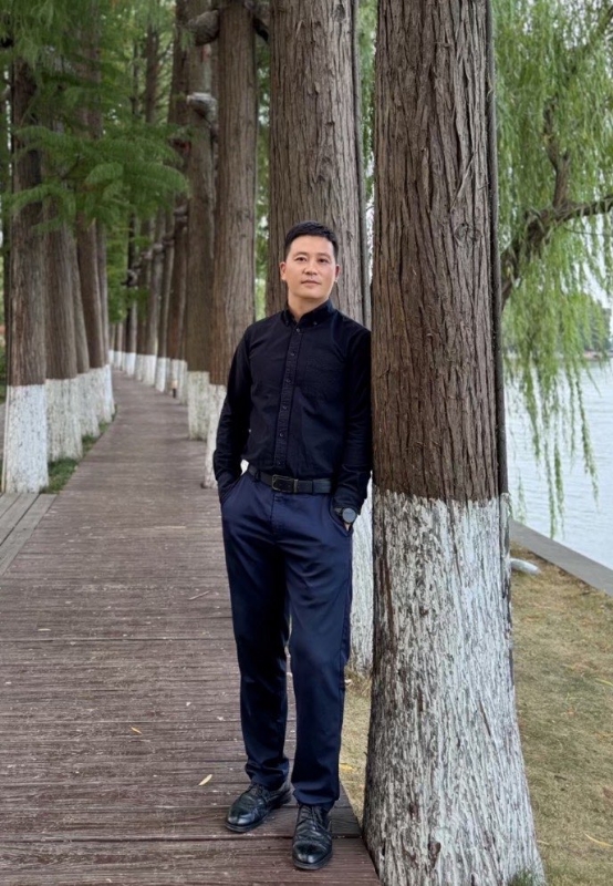澤朔的第一张照片--新竹闪婚服务中心